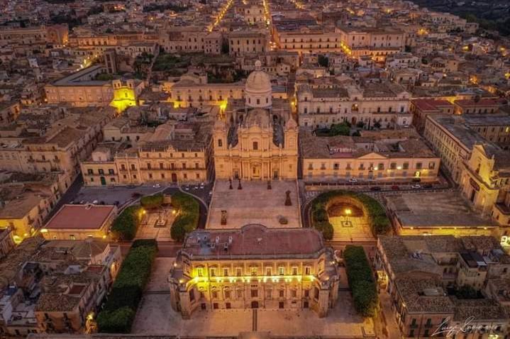 Il Sole Del Mediterraneo Noto Ngoại thất bức ảnh